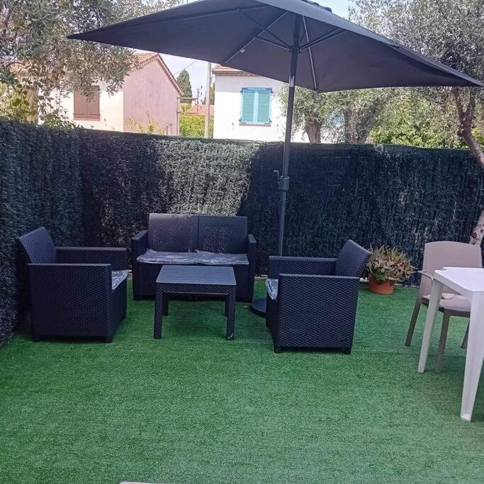 Studio Cosy Terrasse Front Mer Cagnes-sur-Mer Buitenkant foto