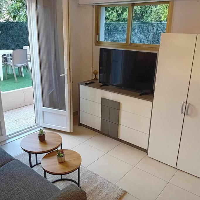 Studio Cosy Terrasse Front Mer Cagnes-sur-Mer Buitenkant foto